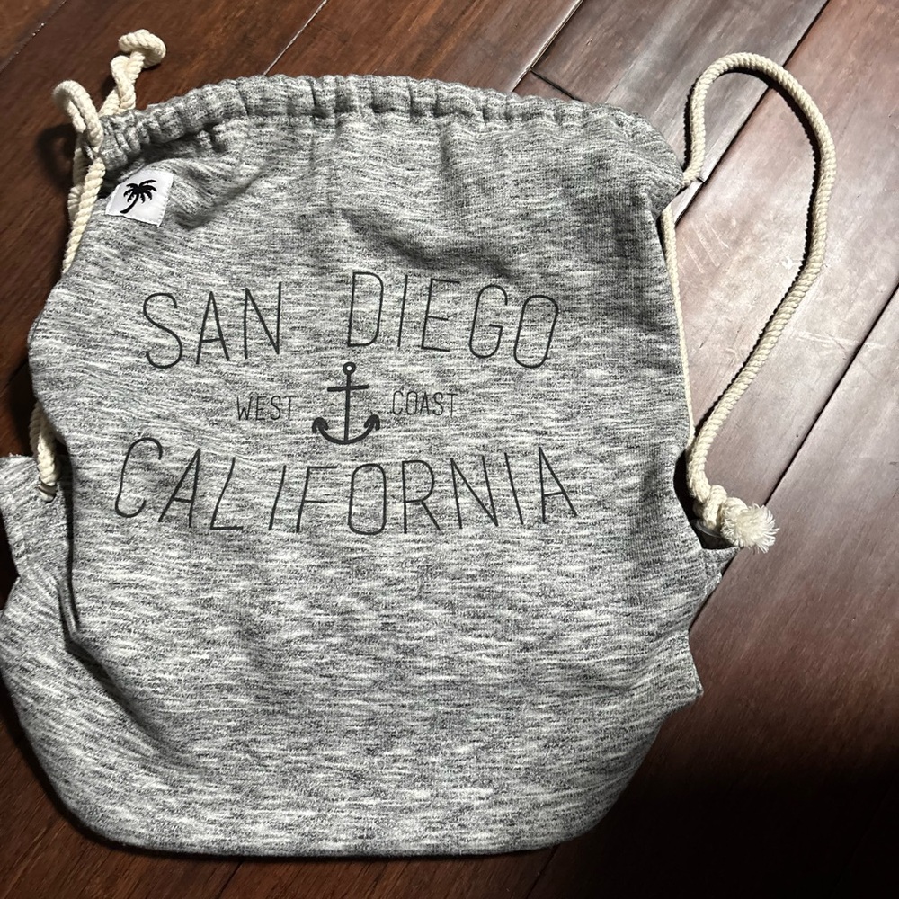 San Diego California Gray Drawstring Backpack
U